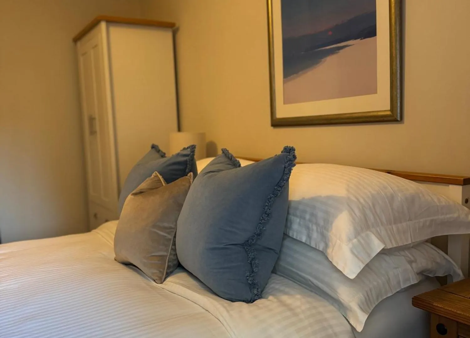 One Abbey Court Apartment Whitby