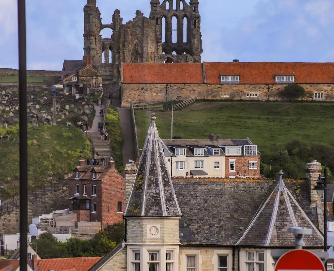 One Abbey Court Apartment Whitby 0*,